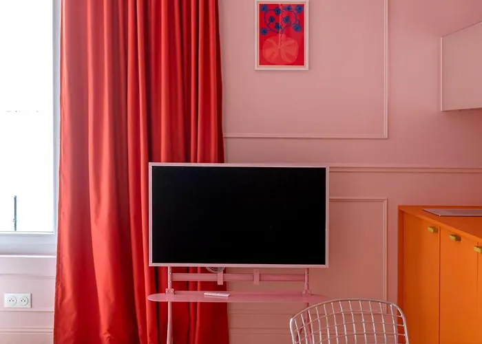 Pink - 4 Pax - Chartrons Jardin Public - Clim - Parking * Bordeaux